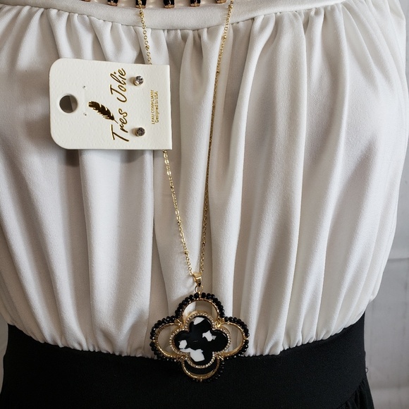 Designer Clover necklace and earrings set lobster - Picture 4 of 5